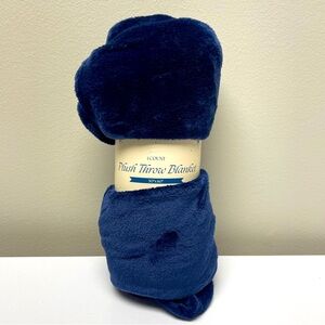 3 for $15 SALE New in package Target Bullseye Blue Plush Throw Blanket 50" x 60”